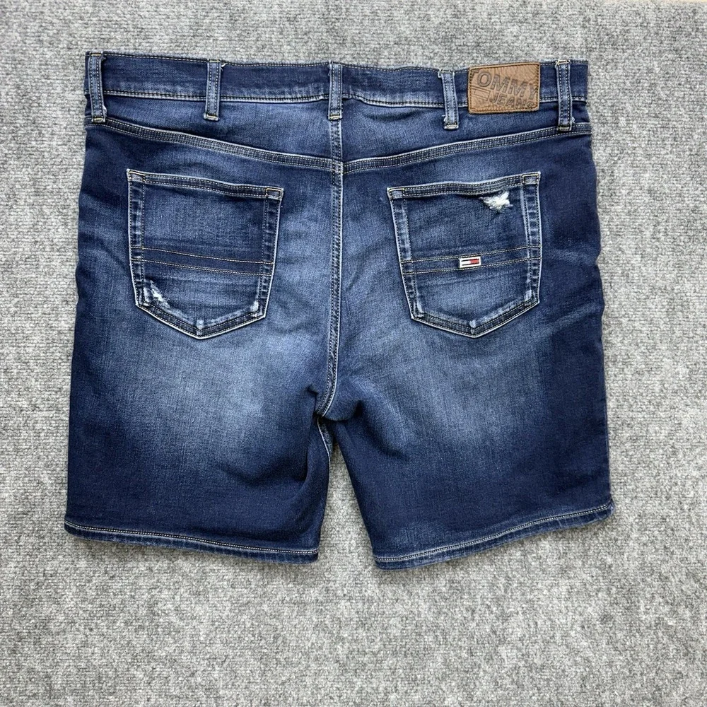 Tommy Hilfiger Jean Denim Shorts Men's size 38 38x8 distressed